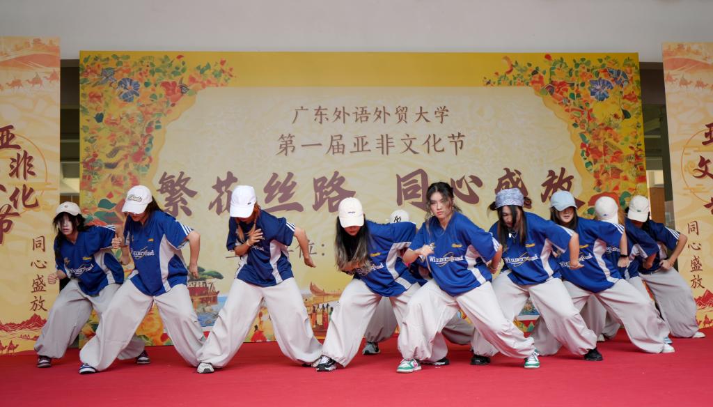 表演4.jpg